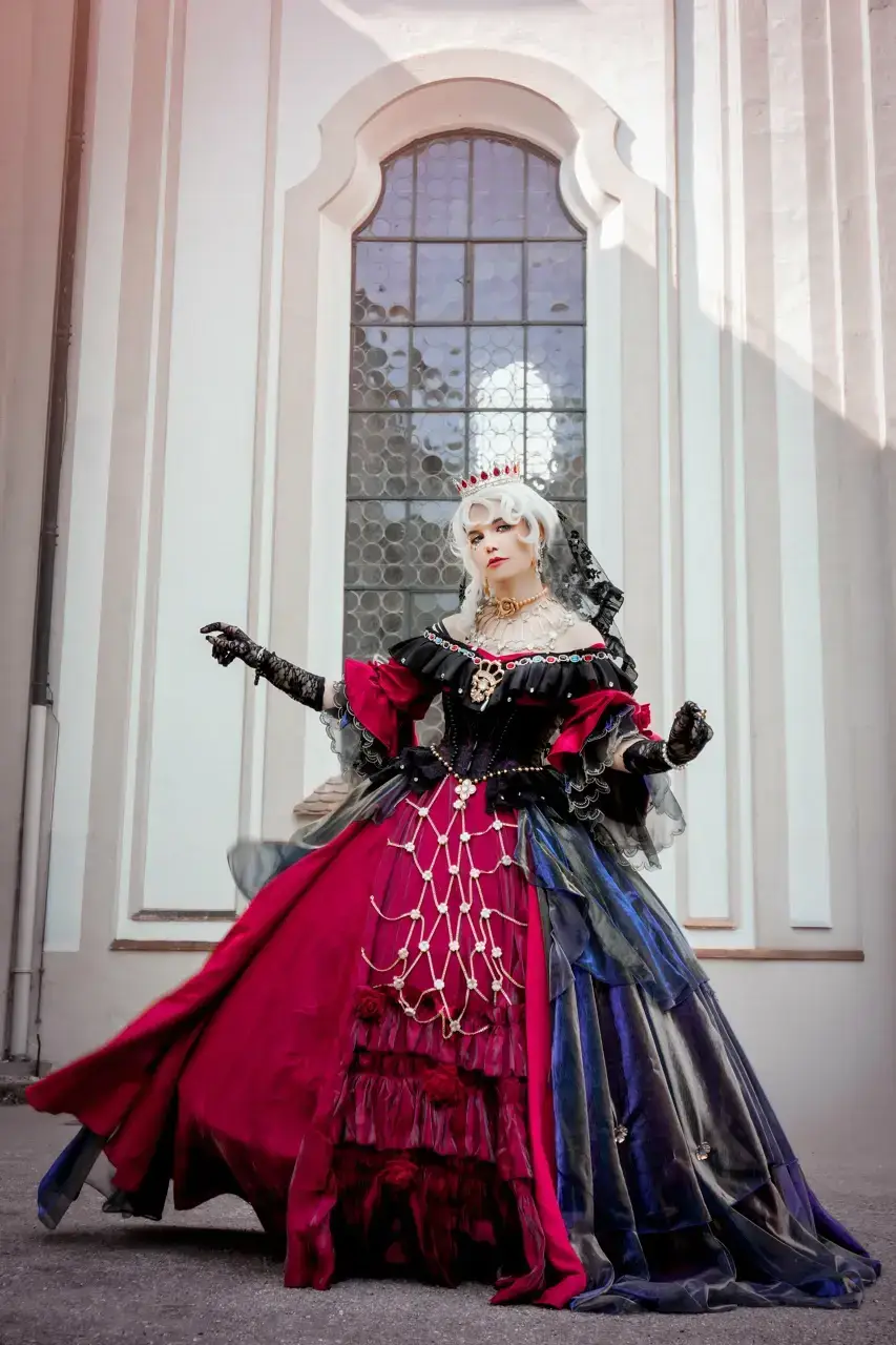 📷: dreamesque_photo, cinnamon_Mai Knight: kuro_m_cosplay ento: yorutsu ~~~~~~~~ #idv #idvcosplay #identityvcosplay #identityv #cosplay #mary #marycosplay #bloodyqueen #bloodyqueencosplay #entomologist #entomologistcosplay #melly #mellycosplay #mellyplinius #mellypliniuscosplay #knight #knightcosplay #richardsterling #richard #ballgrown #germancosplay #netease #neteasegames #queen #queencosplay 