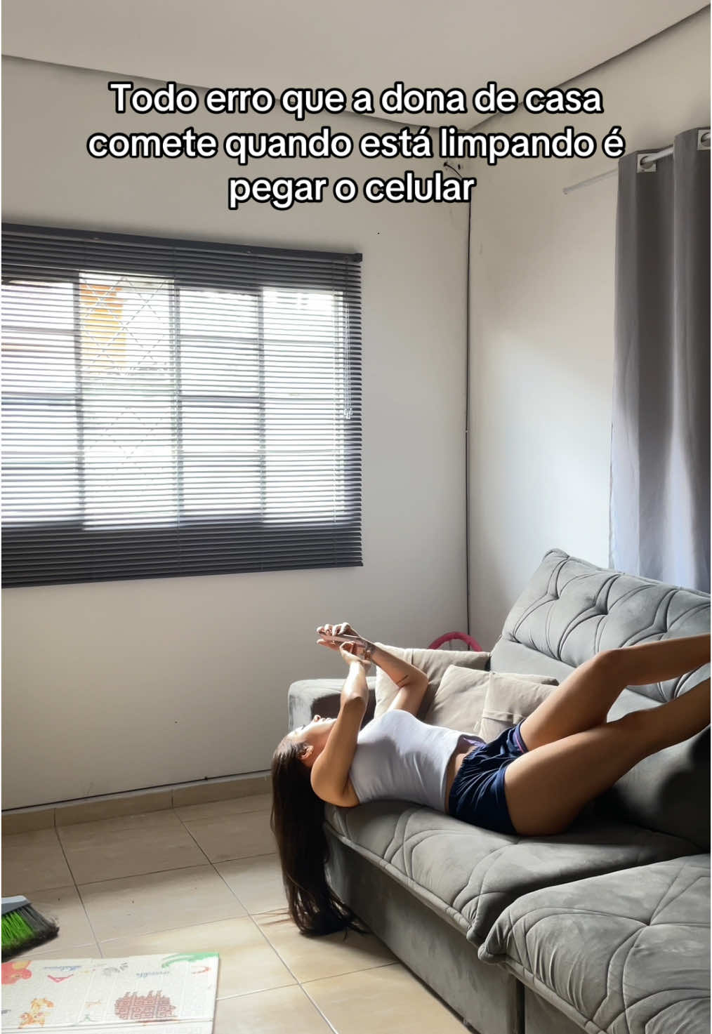 Por aí também amigas ? Kkkkk . . . . #limpeza #humor #limparcasa #celular #reelsviralvideo#CapCut 