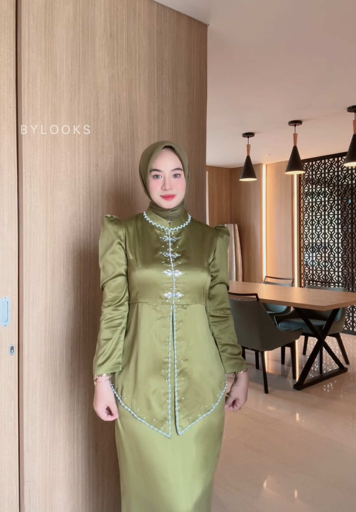 Nadeline olive #kondanganoutfit #dresskondangan #bridesmaids 