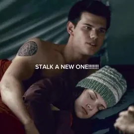 #TWILIGHT ~ “he’s mentally 17!!!” girl he’s lived for triple quadruple the years jake and bella have been alive, he ain’t NOTHING like a real teen. even he don’t see himself as one!! he old asf and that’s okay! anyway i giggled | #twisaga#twitok#jacob#jacobblack#bella#bellaswan#edward#edwardcullen#foryou#foryoupage#fyp#xyzbcafypシ#viral#funny #teamjacob#fuckedward 