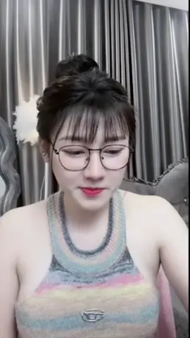 Amy Phạm trả kèo bưởi ướp đá