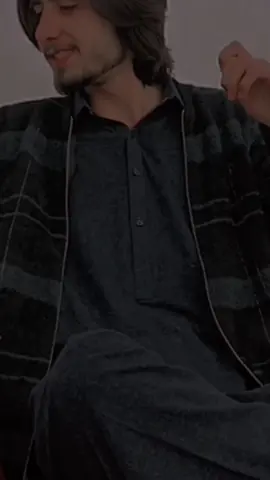 Lines 🥀✨🥺#standwithkashmir #foryou #foryoupage #fyp #swabiwall #viral #trendingsong #unfrezzmyaccount #needsupport 