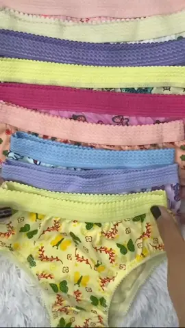 Mamãe, achadinho pra você! 👙 Kit com 10 calcinhas infantis super confortáveis e estampadas ❌  💰 Só R$22,04 com desconto! ⚠️ Envio imediato! Aproveita antes que acabe #MãeEmpreendedora #AchadoDaInternet #DicaDaMamãe #maternidade #maternidadereal #maternidadecomhumor #maternidadecomamor #maedemenina #mamae 