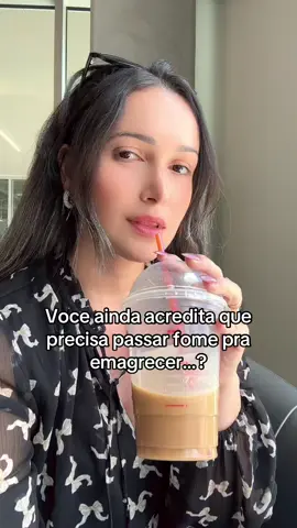 Eu perdi 30k comendo comida de verdade, sem conter calorias e sem passar horas na academia. Segredo? Cortei carbo, parei de enganar meu corpo beslicando o dia todo, entrei em cetose, e me comportei todos os dias como alguém que JÁ É MAGRO!  . . . #dietacetogenica #carnivora #shotantiinflamatorio #jejumintermitente #queimarcalorias #queimadegordura #vidafitness #antesedepois #antesedepoisemagrecimento 