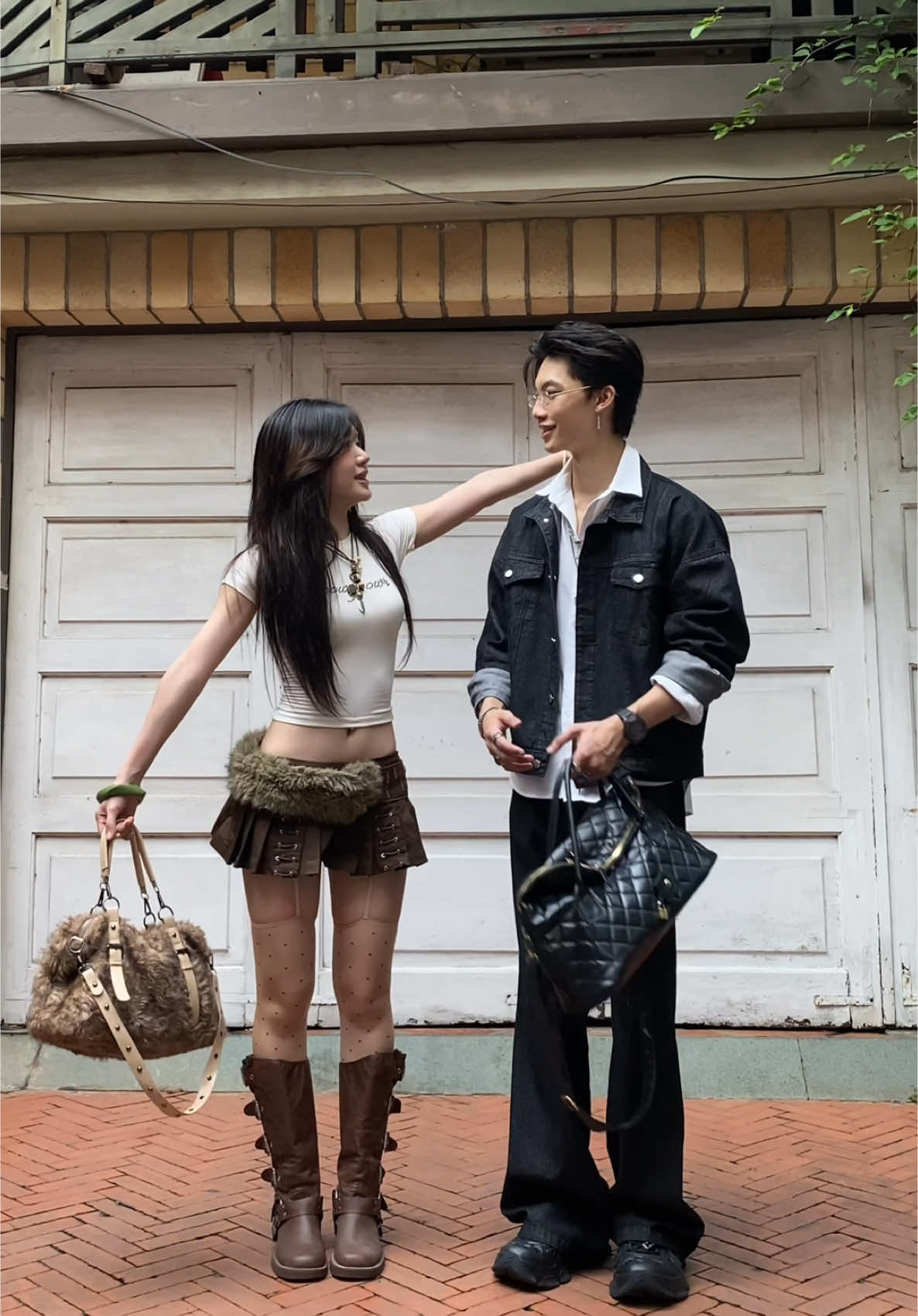 Sì tai khác nhau mà quen đc nhau hay ghê :> #fyp #viral #couple #fitcheck 