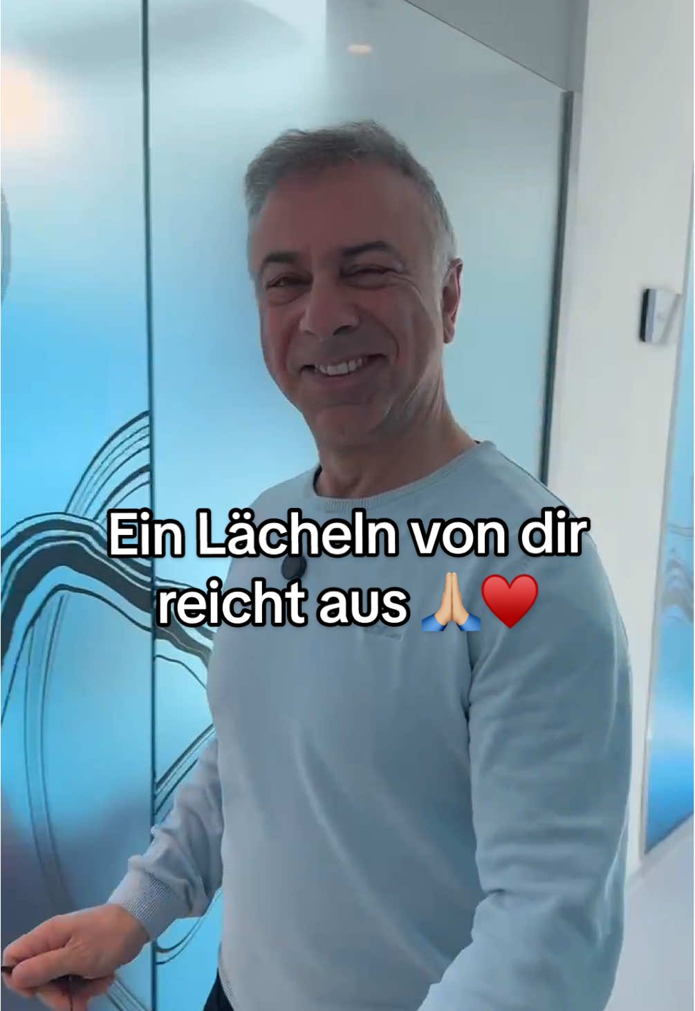 Danke Papa für alles 🙏🏼 #fypシ #fyp #fyfyfyfy #viral #goviral #papa #haartransplantation #elithair @Elithair 