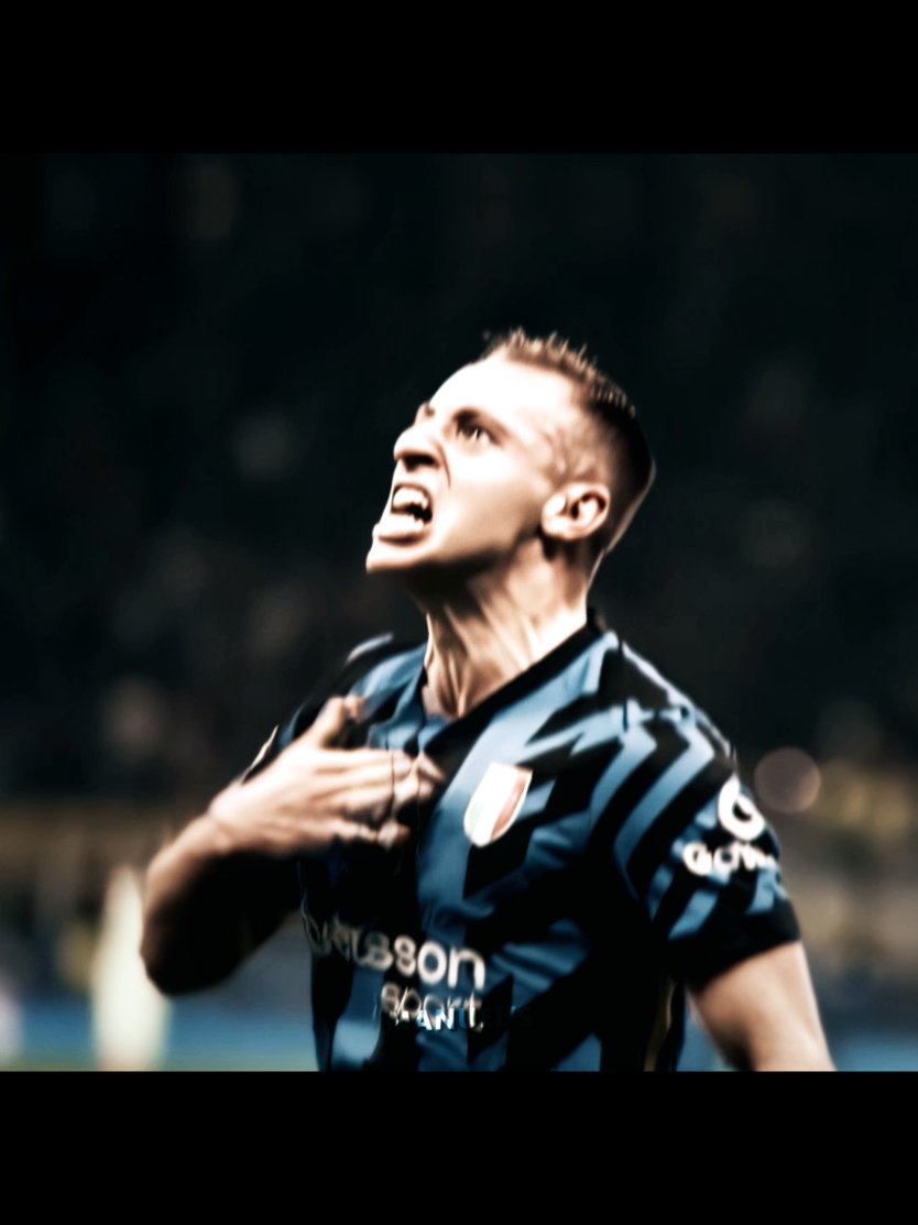 DAVIDE FRATTESI 🔥 #intermilan #fcbarcelona #championsleague #ucl #frattesi #edit @Davide Frattesi 