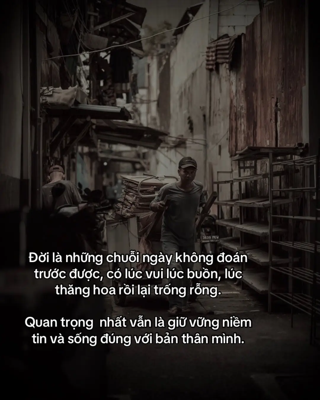 Đời là những chuỗi ngày không đoán trước được, có lúc vui lúc buồn, lúc thăng hoa rồi lại trống rỗng.  Quan trọng  nhất vẫn là giữ vững niềm tin và sống đúng với bản thân mình.#viralvideo #top1xuhuongtiktok 