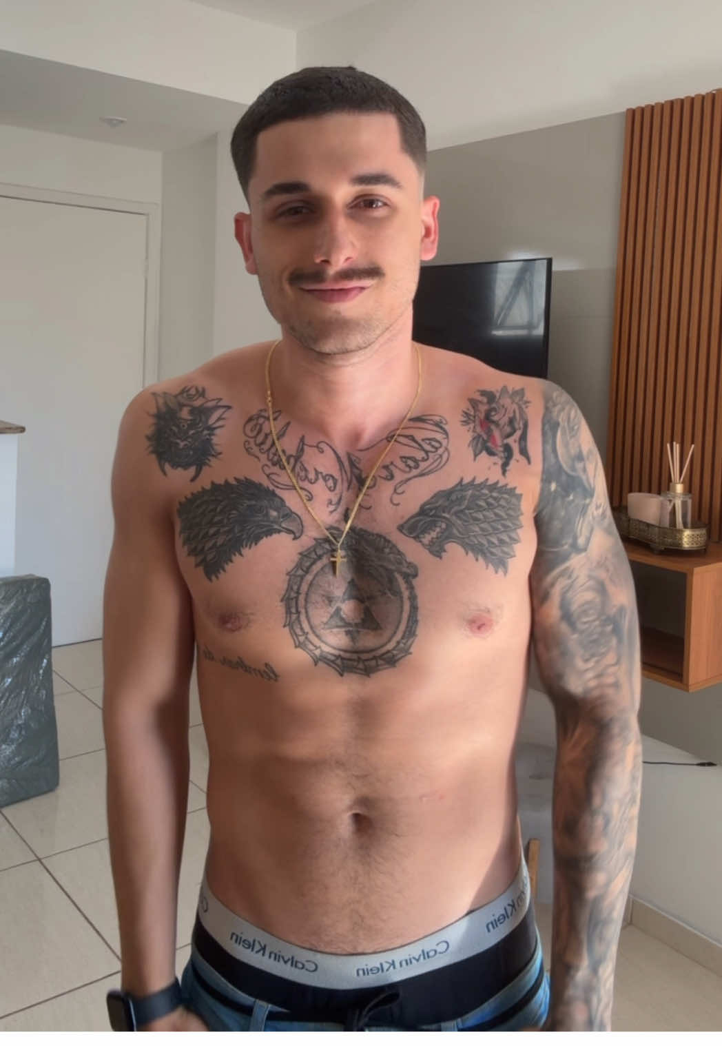 a ele todo feliz na casa nova 🥹// preciso da ajuda de vocês, quem vai me ajudar? clica no link e da play no som do video https://on.soundcloud.com/5MN5qw9zhykxYAsu9 #fyyyyyyyyyyyyyyyy #fyp #f #foryoupage 