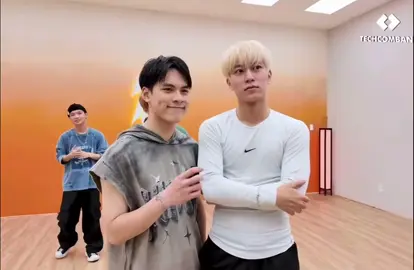 Cườii điênnn=))#dangducduy #hieuhihi #thaileminhhieu #joey #TanBinhToanNang #tanbinhtoannang #viral #tiktokgiaitri 