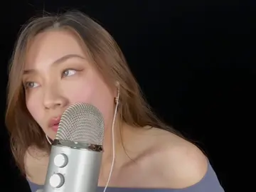 Asmr Super Sensitive Mouth Sounds (  Lin ASMR  ) #mouthsounds #asmrrelax #asmrforsleep #notalkingasmr #sleep #asmrtingles #tingles #relax #glitter #sleepaid #viral #asmrnotalking #asmr #spit #painting #lick #stick #tapping #wooden 