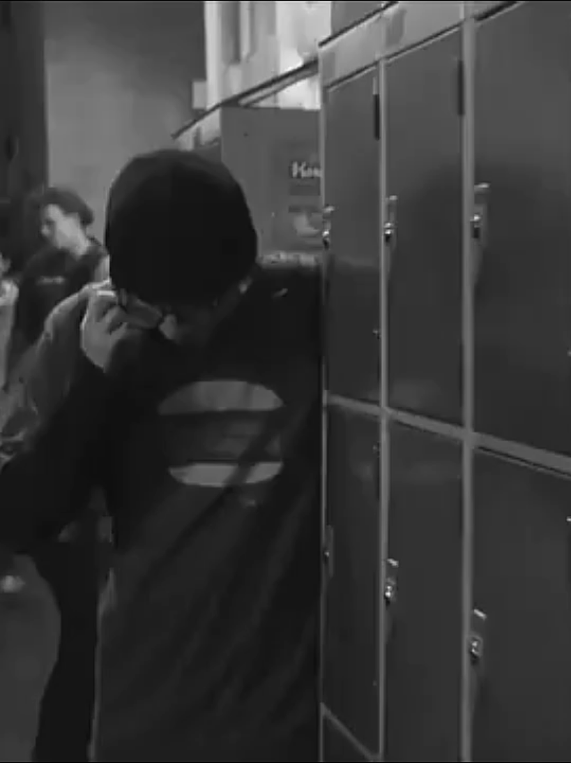 ★ ' acho que a outra parte dessa musica é a cara da emily e da naomi, talvez depois eu faça delas 😛 . #skins #cassie #sid #foryoupage #noflop #lyric #🤣🤣🤣 #fyp #mpb #luvleynanay #circo 