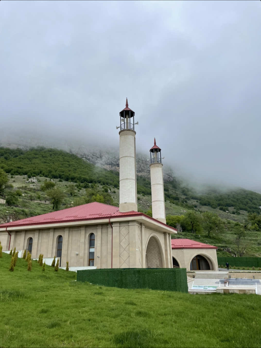 Şuşa. Daşaltı kənd məscidi. Allah şəhidlərimizə rəhmət etsin.. #şuşa #azərbaycan #şəhidlərimiziunutmayaq 