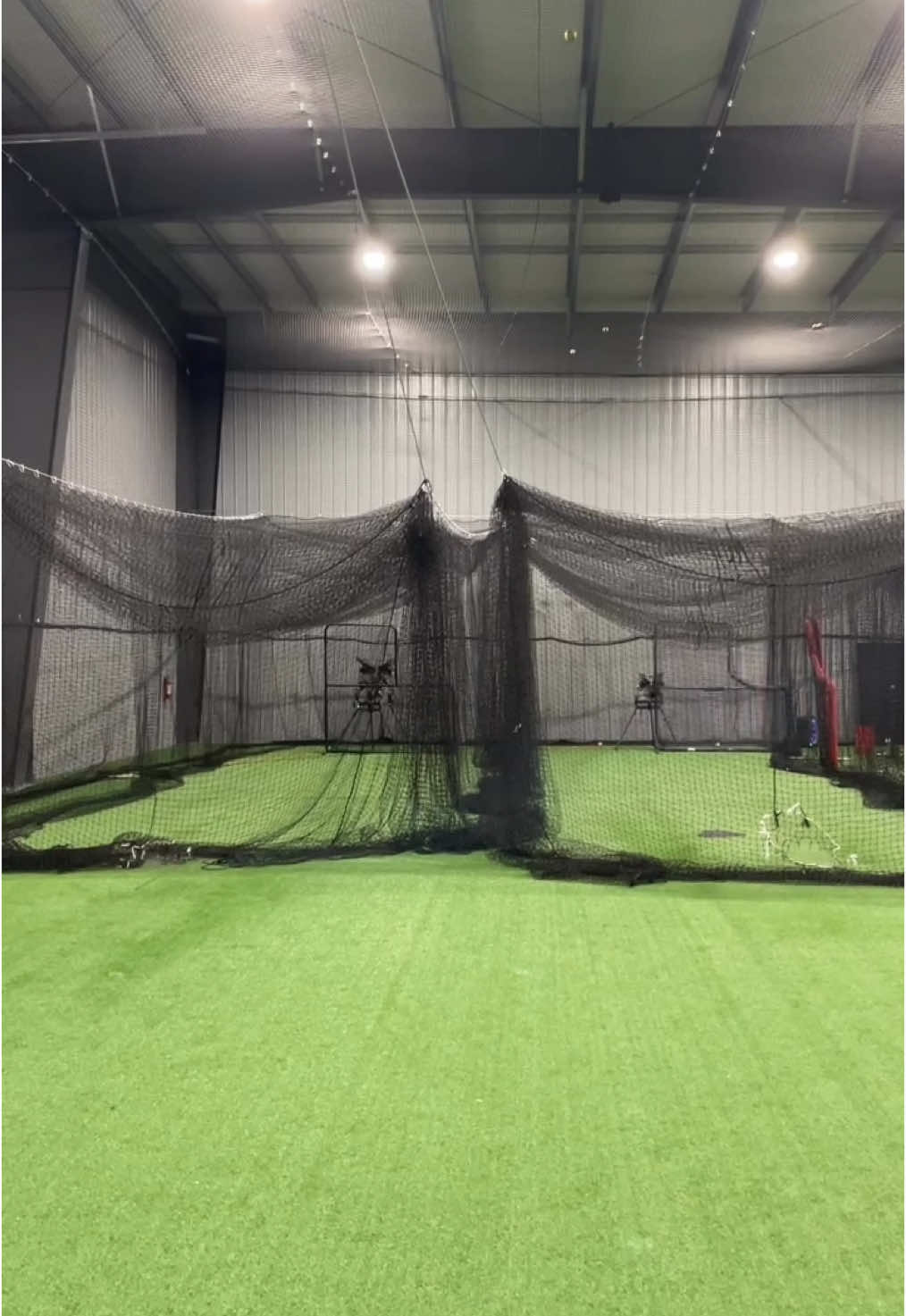 The best train here  #AHPFamily #DevotedToDrivenAthletes #athletes #gym #athletetraining #fyp #baseballtraining #baseball #hockey #volleyball #Soccer #football 