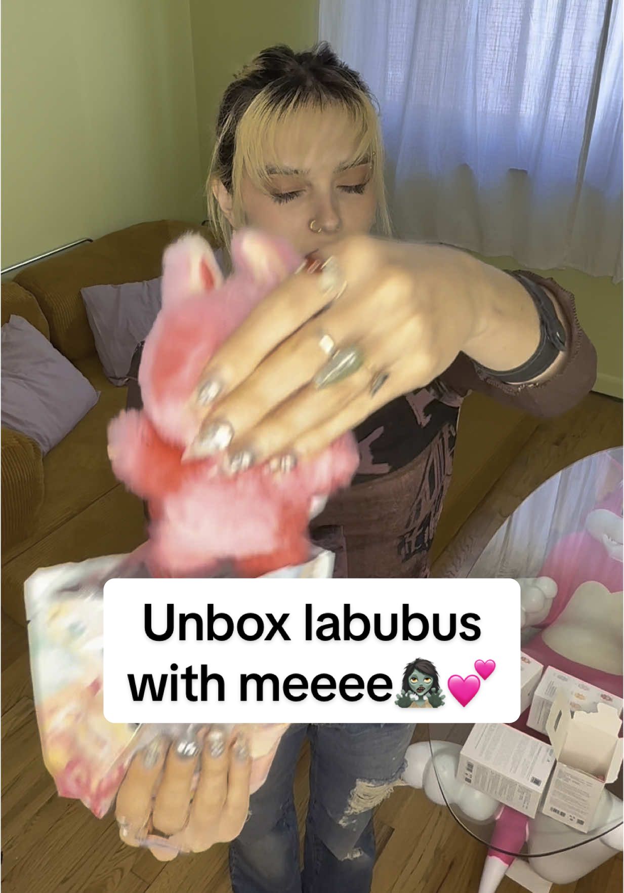 unbox four #bigintoenegry labubus with me :) @POP MART US #popmartus #whoislabubu 