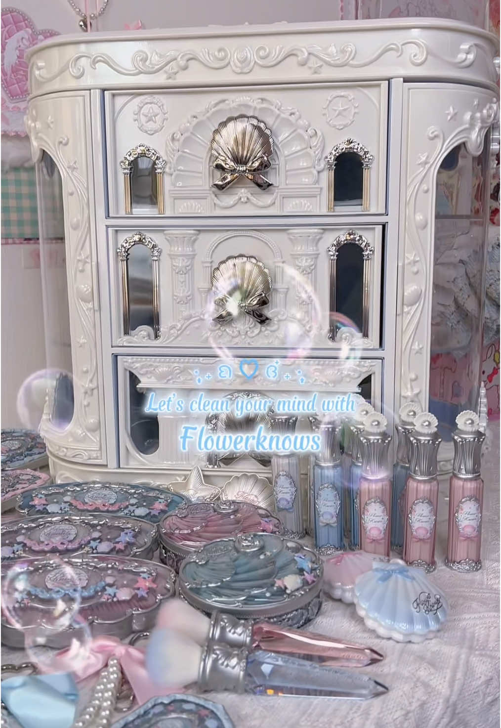 The Shell’s Jewel🐚🎀💎 Makeup Collection from @Flower Knows Makeup  My Flowerknows code🪽 TIANAKUN Glistening seashells and iridescent waves🫧🌊 This collection is beautiful and so elegant. Perfect for summer!! #flowerknows #flowerknowshellsjewel #flowerknowsmakeup #flowerknowsgirl #shellsjewel #shellsjewelcollection #cbeauty 