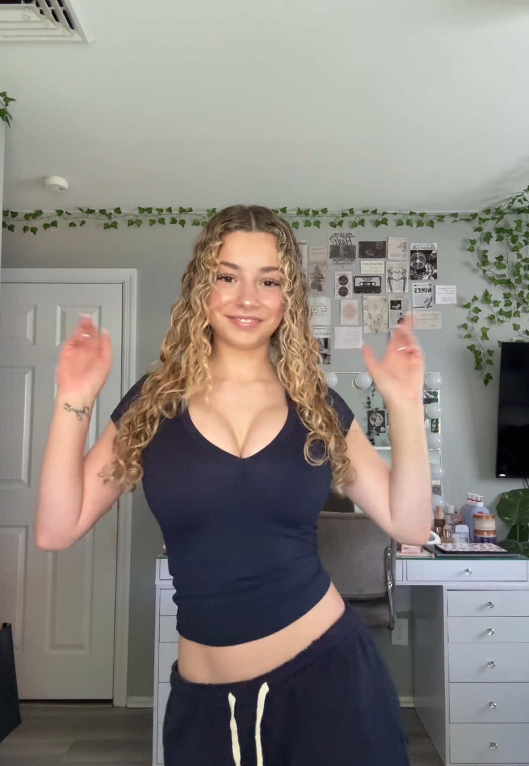 long time no post… tiktok don’t take this down please 😭🙏