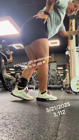 Over here still living in delulu land and manifesting my goals. Follower wise and in the gym. #glutes #workout #roadto5k #delulu #sayhello #viralvideo #stronggirlsummer 