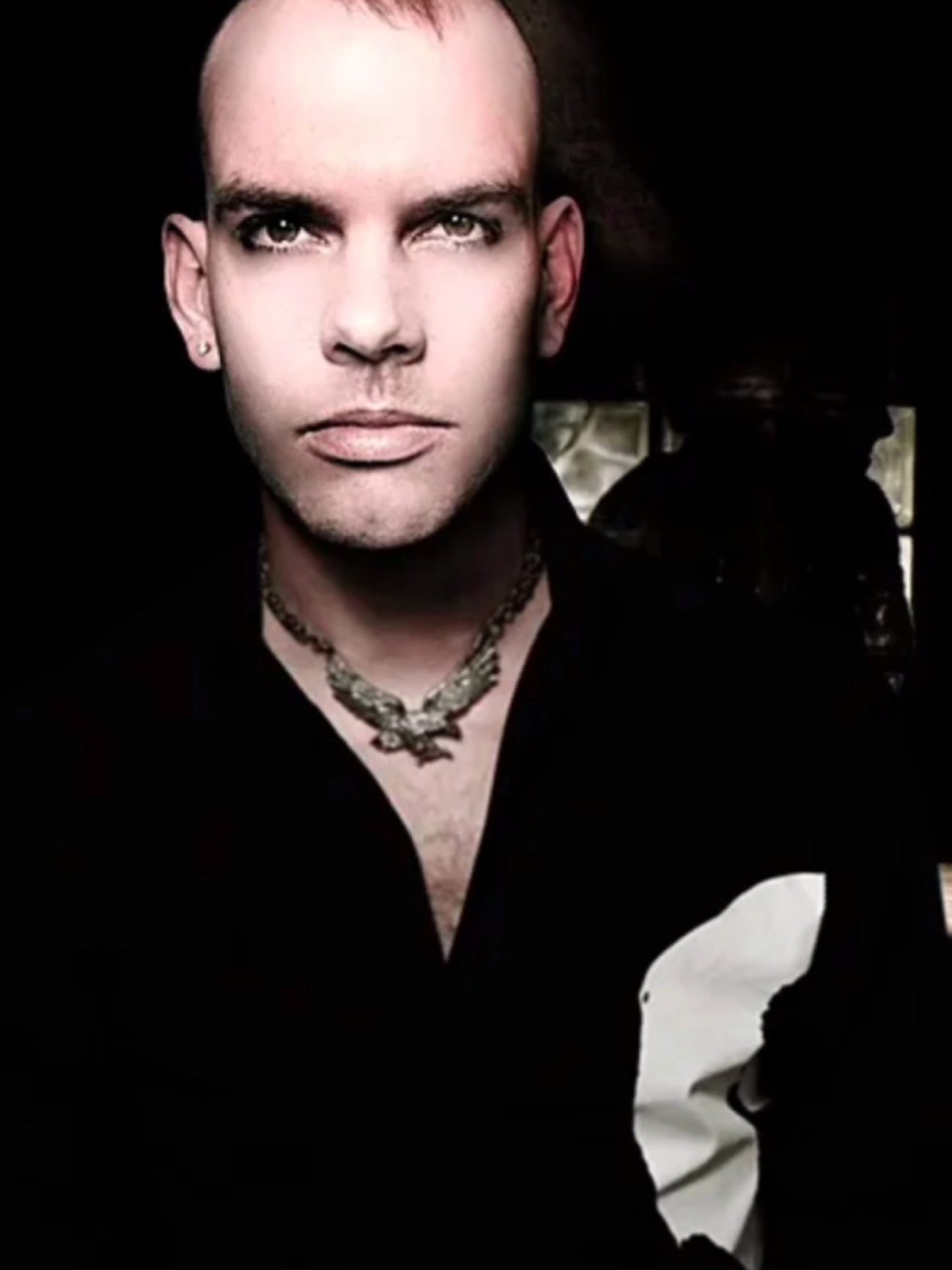 PLACEBO - THIS PICTURE Soulmates Never Die: Live in Paris 2003 #placebo #thispicture #paris #francia #francia🇨🇵 #france #live #vivo #90s #2003 #london #unitedkingdom #rock #indie #indiepop #alternative #rockalternativo #brianmolko #1994 #newwave #concerts 