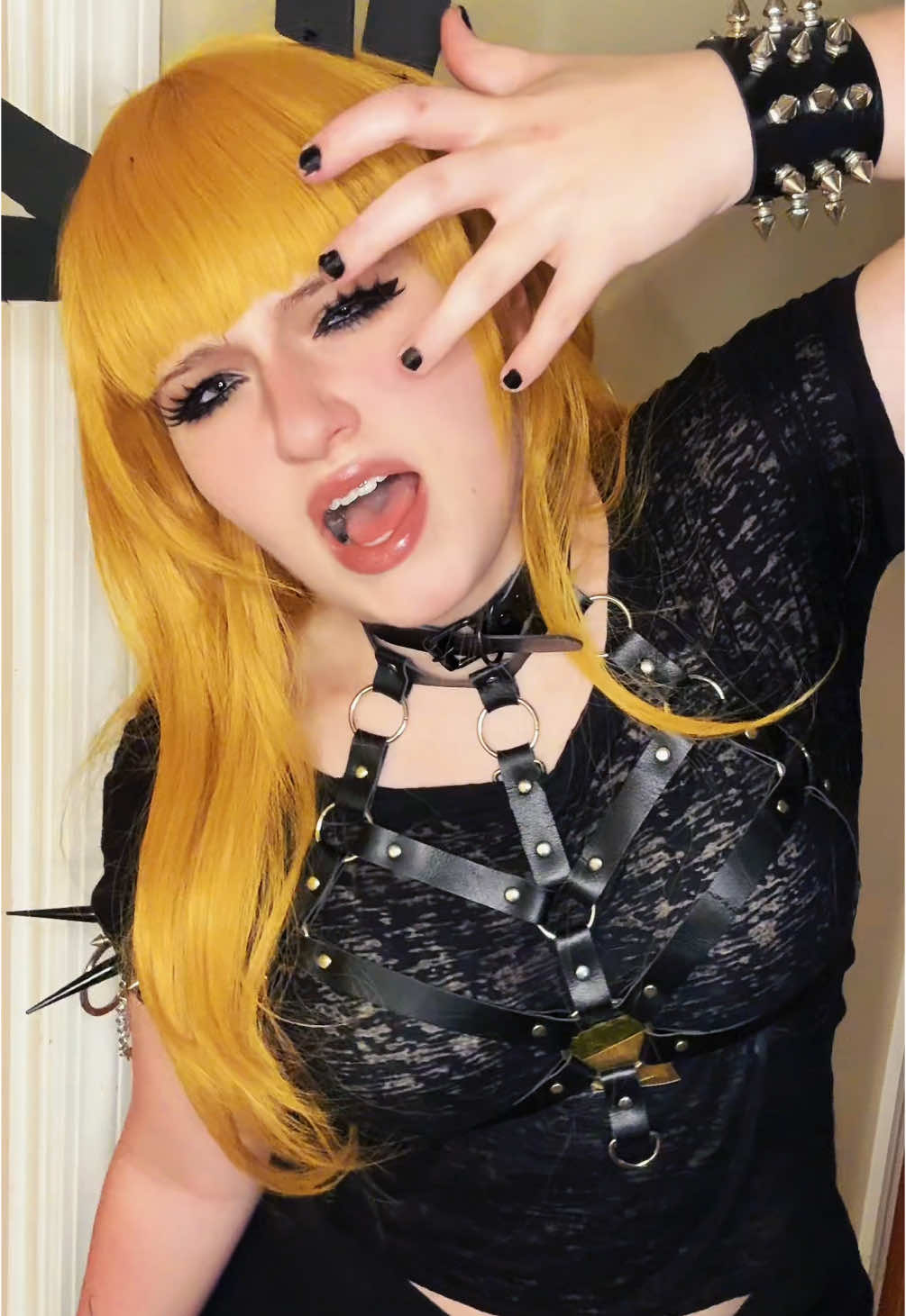 i love soad  #magik #magikcosplay #magikmarvel #magikmarvelrivals #marvelrivals #marvel #mcu #xmen #magikxmen #xmencosplay #marvelstudios #marvelcomics #marvelcosplay #cosplay #cosplayer #cosplaygirl #goth #gothgirl #silly #meow #workinprogress #wip #wipcosplay #costest 