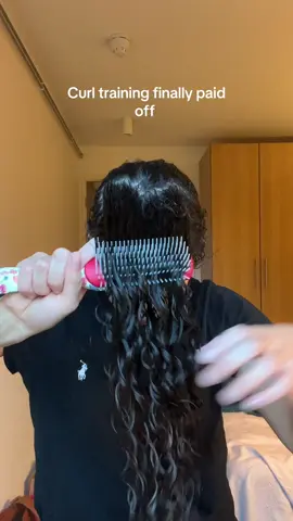 This is ur sign to start curl training! #curlyhair #curls #CapCut 