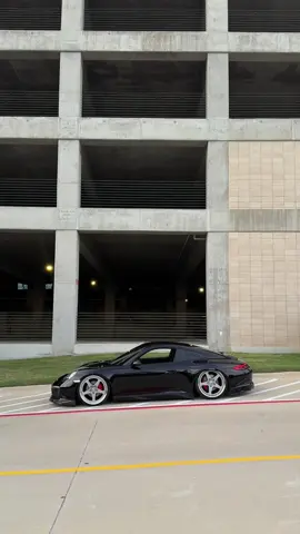 BLISS #911 #991 #porsche #HREwheels #bagged #fyp #porsche911 #porsche991 #stance #foryoupage #carstiktok #cars #carstok #lowered #viral #aesthetic #explore #carsoftiktok 