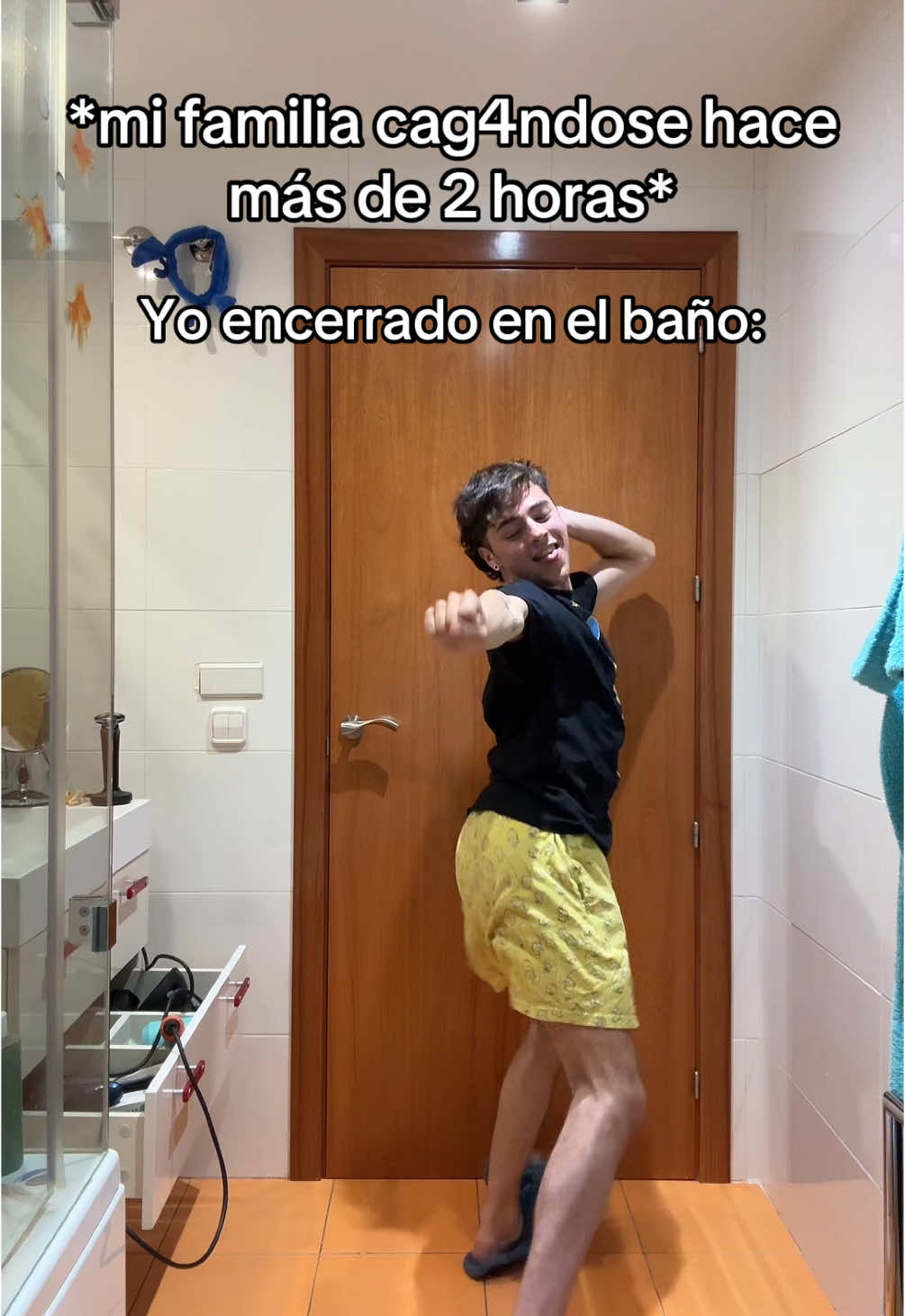 El baño es mi escenario 💅🏽 Dc: @Luísa Sonza 