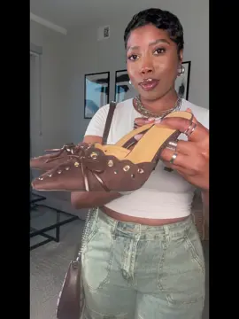 Simple outfits just do it for me. Effortless & Fabulous 🤎 I'd wear this outfit to a #dayparty #girlsnightout #lunchdate #shopping or  #happyhour Jeans: @Fashion Nova 🔎 So Serious Stretch Cargo Jeans  Everything else but the purse can be found on my @Amazon storefront 🤎 #pixiecut 