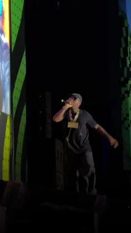 Amor, pega o meu telefone baby...