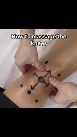 How to massage the knees. #massage #massagetherapy #knee #kneepain #kneepainrelief #kneemassage #kneecare #leg#legmassage #legworkout #massagetutorial #kneemassagetutorial #relaxingmassage#healing #health #relax #massagetime #fyp#foryou  