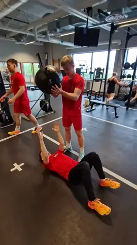 Highlights of the first training day at HK Aranäs in Sweeden🤾‍♂️ #Veszprém #Handball #Academy #kézilabda #handballplayer #training #sweden #gym #CapCut #fyp 