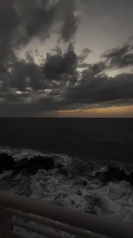 تـوعـدني بـأمان 🤍 !            @ ؟؟؟           .  #ستوريات                #اغاني      #fypシ  #نبوو_المصممه🤘🏻💕 #فضل_شاكر 