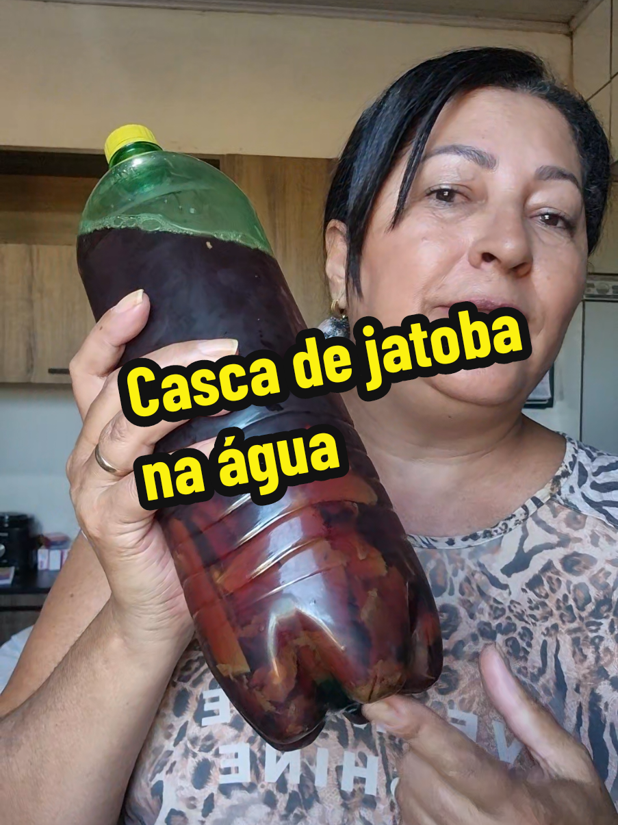 Da casca do jatobá, produz-se um chá, usado para problemas renais e de fígado e infecções intestinais; e ainda cicatrizante e expectorante. Sua polpa é utilizada na medicina popular como laxante. A planta ainda apresenta potencial melífero.#titokviral #registrodevida #dicas #receitas #foyoupage #fyp #fyyyyyyyyyyyyyyyy 
