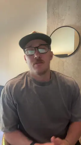 Day 3/100 of public speaking in the camera for 60 secs or more. #therapy #MentalHealth #mentalhealthmonth #publicspeaking #uncomfortableconversations #progress #vulnerability #axiousattachment 