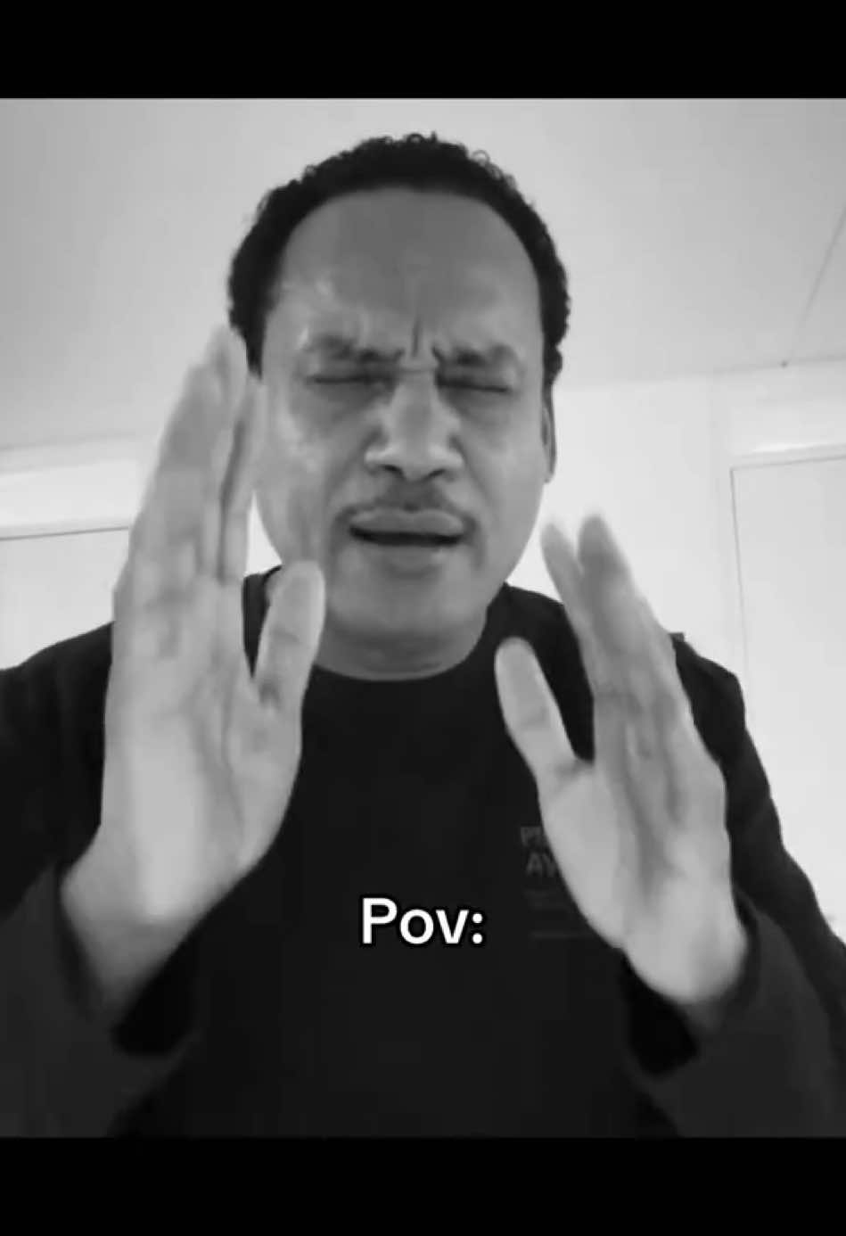 😔 