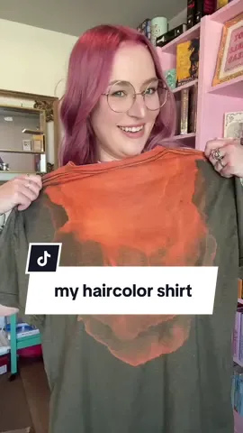 I think I’ve always had a designated haircoloring shirt, but I love this one! #haircolor #hairstylist #tulsahairstylist #diyhaircolor 