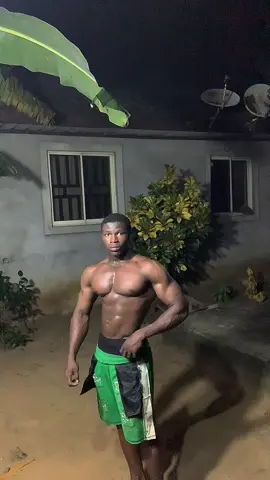 Honestly I should do a 1vs100 against sliverback 🦍🦍🦍🦍