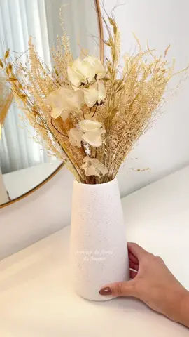 Meu arranjo de flores secas da Shopee! 🏡 #decoracao #decoracaoshopee #shopeehaul #shopeecheck #shopee_id #shopeefinds #achadinhos #acheinashopee #enxocaldecasanova #enxovaldecasamento #arranjodeflores #flores #floressecas 