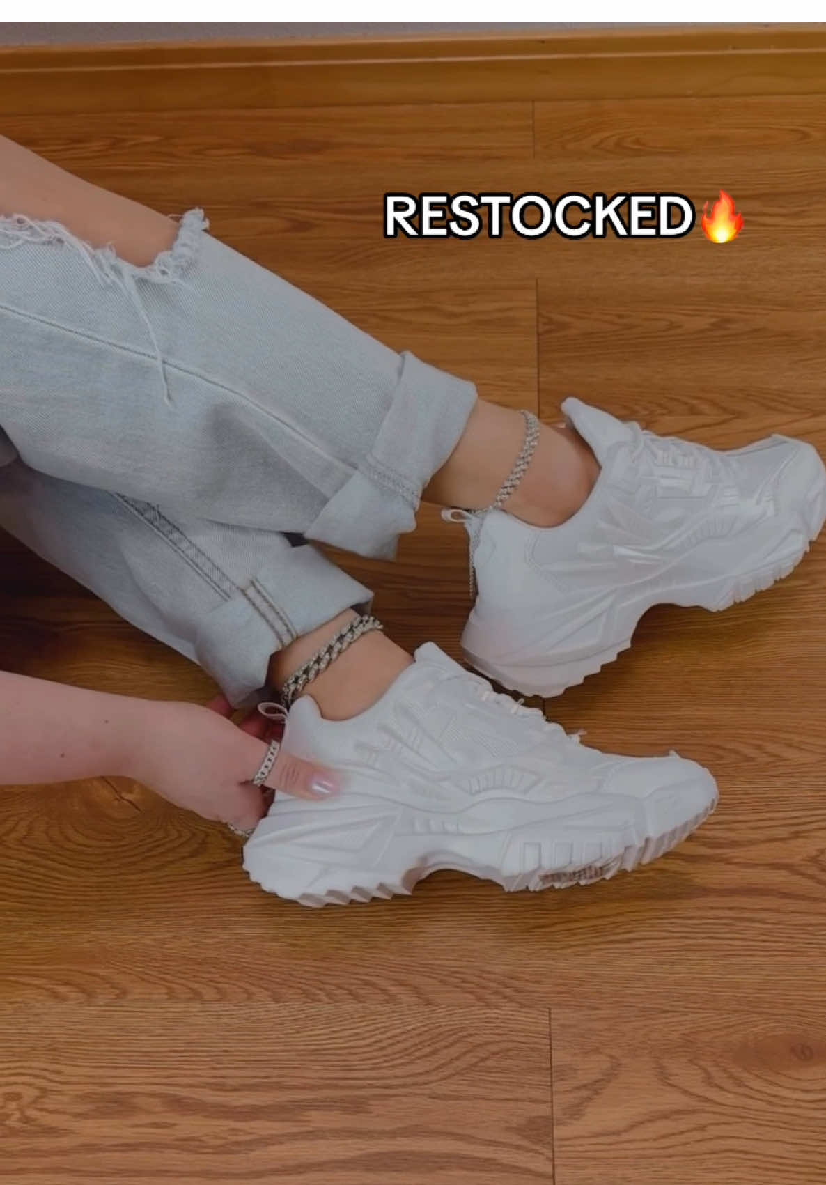 #onlinecuteshoes #bestsellers #viral #sale #heels #comfort #comfortable #sandals #platformsandals 