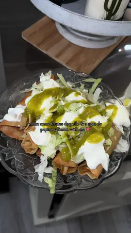 such a easy and yummy meal ✨ #fyp #parati #foryoupage #foryou #foodtiktok #recipes #mexicanfood #Recipe #mexican #tacos 