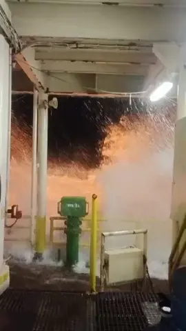 detik detik ombak menghantam kapal tongkang #offshore#shorebase#salamanchorjob