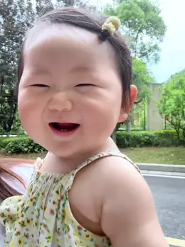 Cô chú cười theo con nha. Con chỉ 1 lần thôi á #viabexinhyeu #embedethuong♥️ #nhavia2vach 