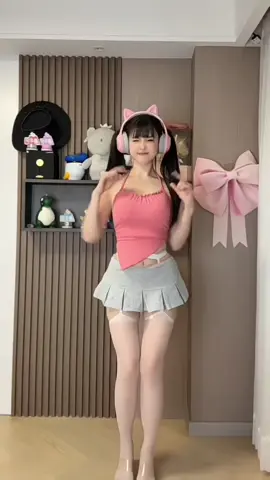 Tuong từ #benadoicangay#nhaytrend#dancer#girlkutebaby#xuhuongmoi2025#fybシviral 