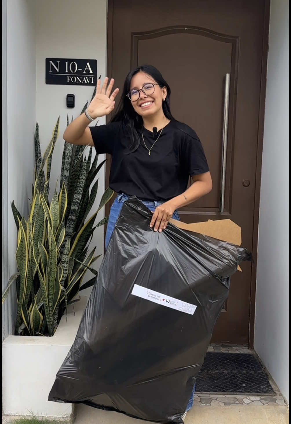 ES OFICIAL!!! 🥳💥 Aperturamos nuestro servicio de #DELIVERY 🛵🛵 Amigos arquitectos ahora puedes solicitar que llevemos tus cortes hasta el lugar que lo necesites 💪🏼 solo envíanos un mensaje al 📲 941 872 671  ¡Y Listo! . Somos #LaserWorks, y estamos para ser tus mejores aliados 🚀🧑🏻‍🚀 . . Escríbenos al 👉🏻 DM 📍 Fonavi Mz “N” lote 10 - Morales #arquitectura #arquitectos #planos #maquetas #materiales #ahorro #estudiantes #universidad #cortelaser #viral #enviosadomicilio