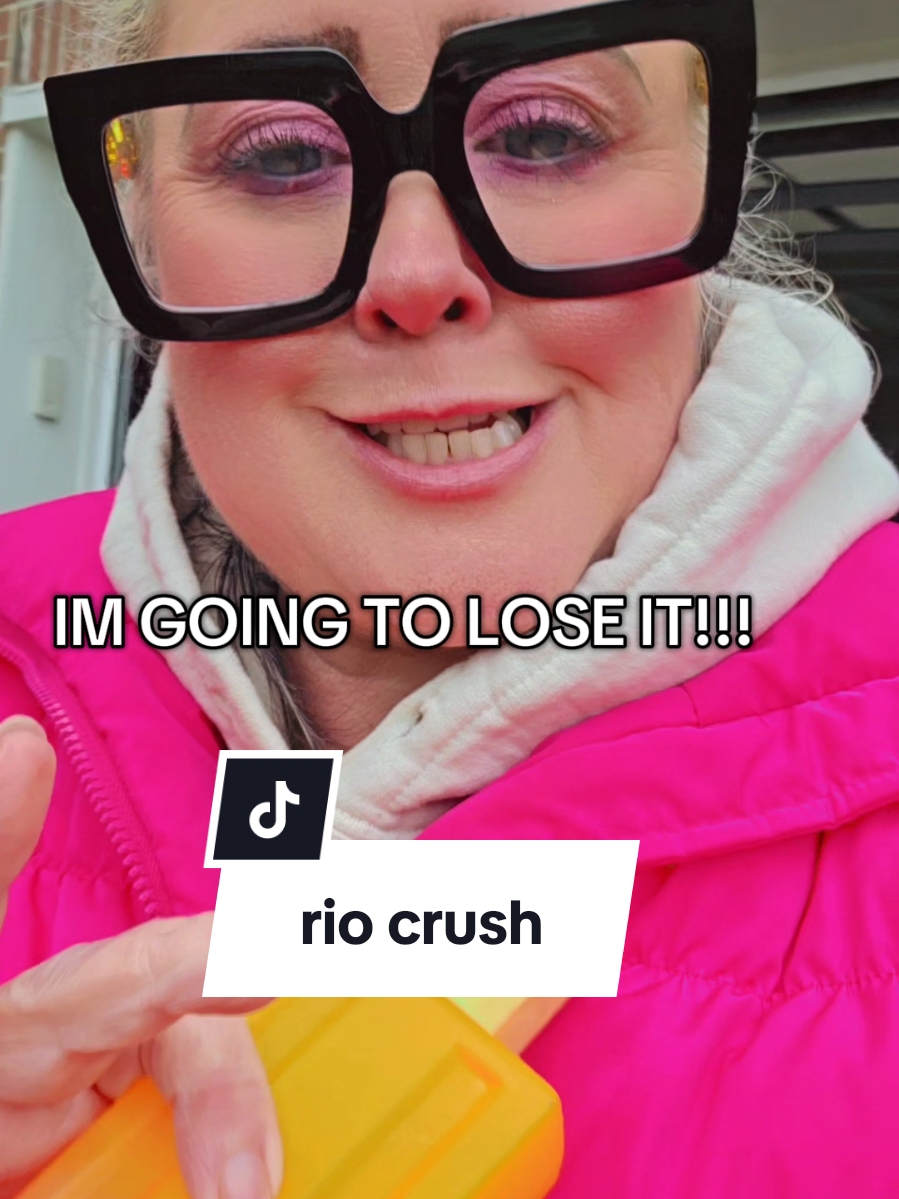 #creatorsearchinsights goodness people.  fr.. stop lyin.. #riocrush #summervibe #riosweetcrush #riosweetcrushperfume #Summer #perfume #Itgirlperfume #perfumetok @MYS Scents 