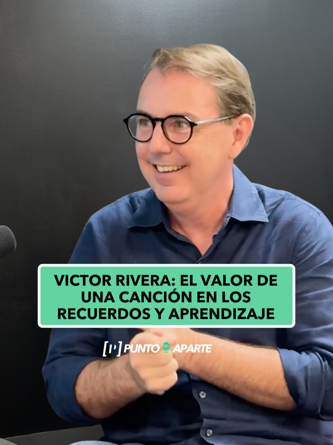 ¿Qué sientes y recuerdas cuando escuchas una canción? Victor Rivera, cofundador de Atención Atención nos explica sobre la consolidación de los recuerdos a través de la música. En nuestro reciente episodio del podcast Punto Aparte conversamos con Rivera, sobre como ha conectado con generaciones durante 25 años y cómo pasó de guitarrista rockero a crear contenido infantil que fomenta la perseverancia, la gentileza y la amistad. Comenta, ¿cuál es tu canción favorita de Atención Atención? Punto Aparte está disponible en Youtube, Spotify y plateapr.com 🔗⁠ ⁠ #PuntoAparte #podcast #Puertorico #Music