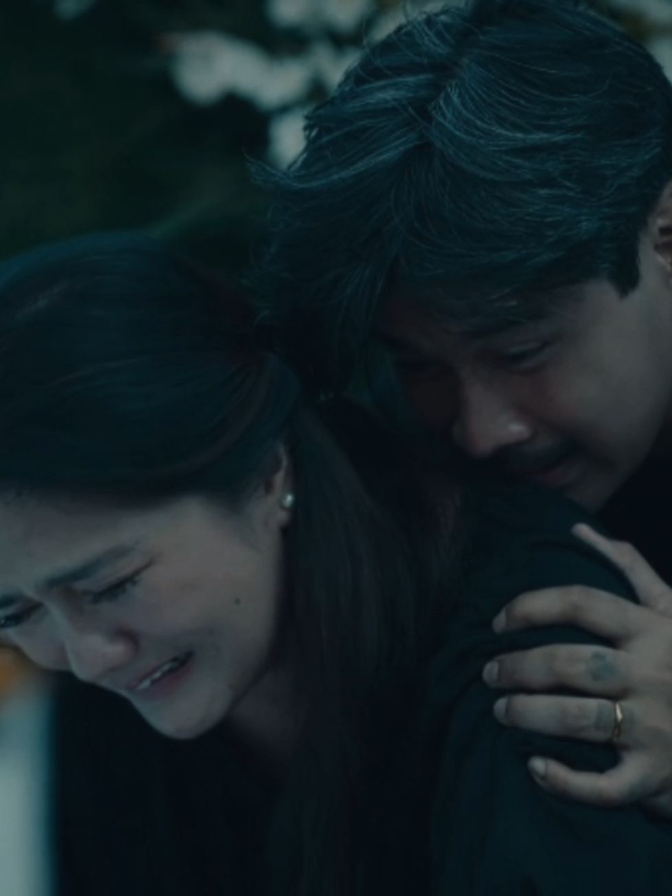 ramdam na ramdam ko yung sakit para sa magulang, laki ng pagsisisi nila :( #maalaalamokaya #maguadsiblings #gwynnandboyboy #crizataa #miguelvergara #dimplesromana #joembascon #karinabautista 