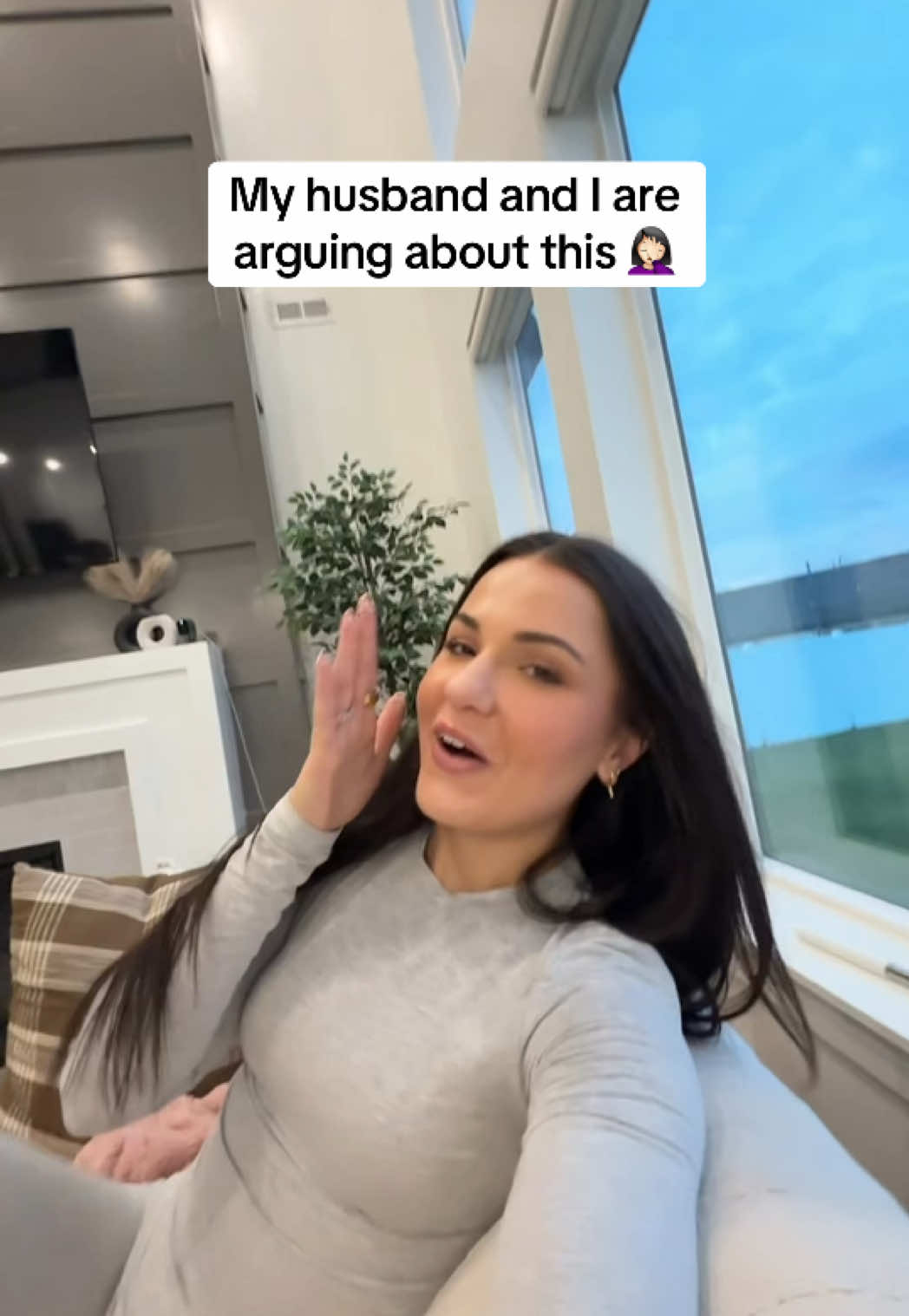 Okay but what’s the correct answer 😂🤣 #samandjess #school 