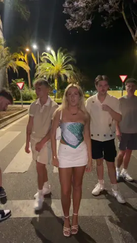 #brat 