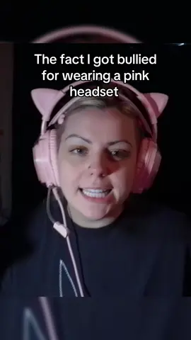 Like why do I have to wear a mans one? #pinkgamingheadset #gamingheadset #gamingheadsets #kawaii #girlgamers #girlgamer 